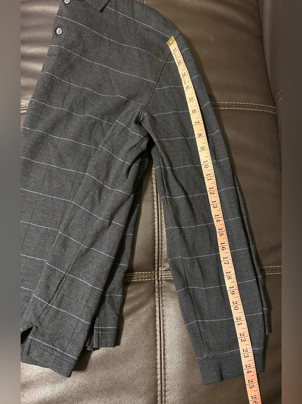 Van Heusen Long Sleeve Polo Charcoal Gray/Light Blue Pin Stripe. Men’s Large. - Picture 7 of 9